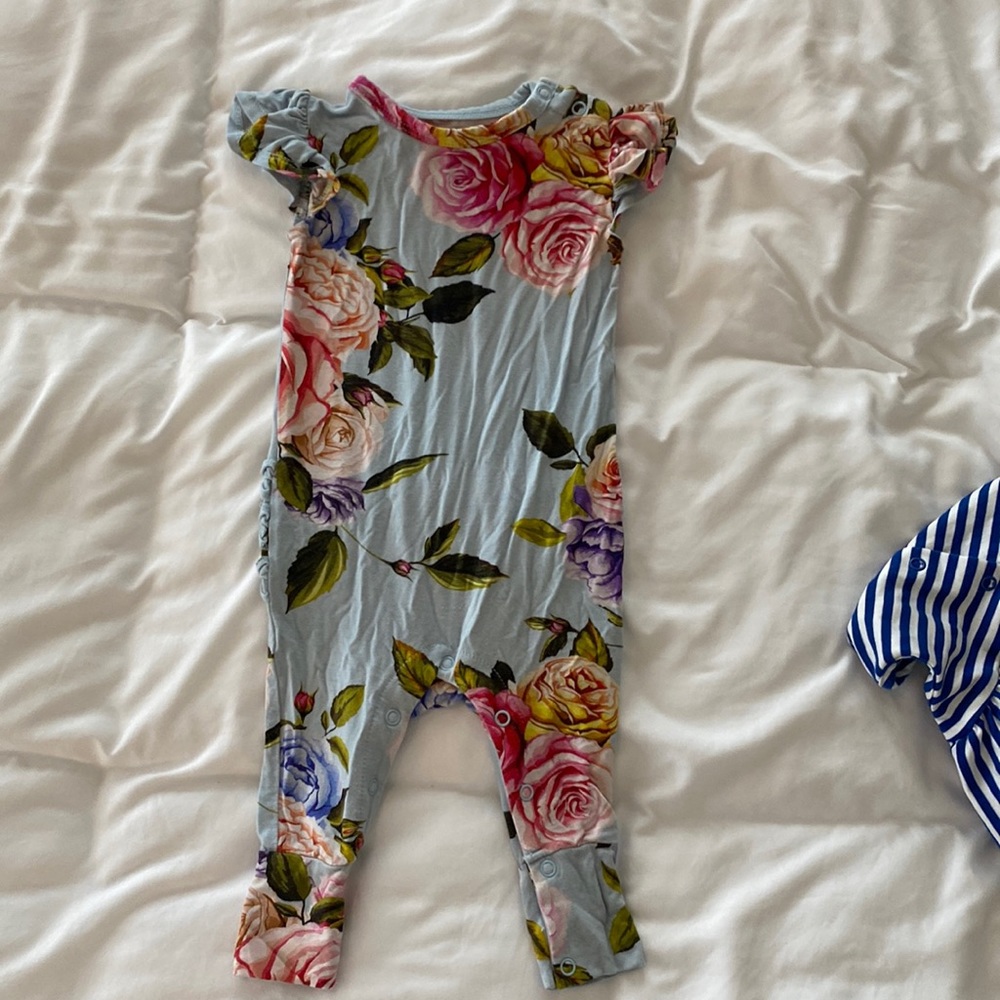 Posh Peanut 3-6 month floral flutter sleeve romper